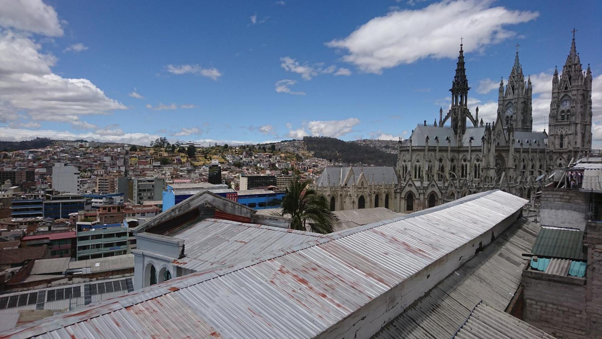 Tin House Quito Hotel Exterior photo